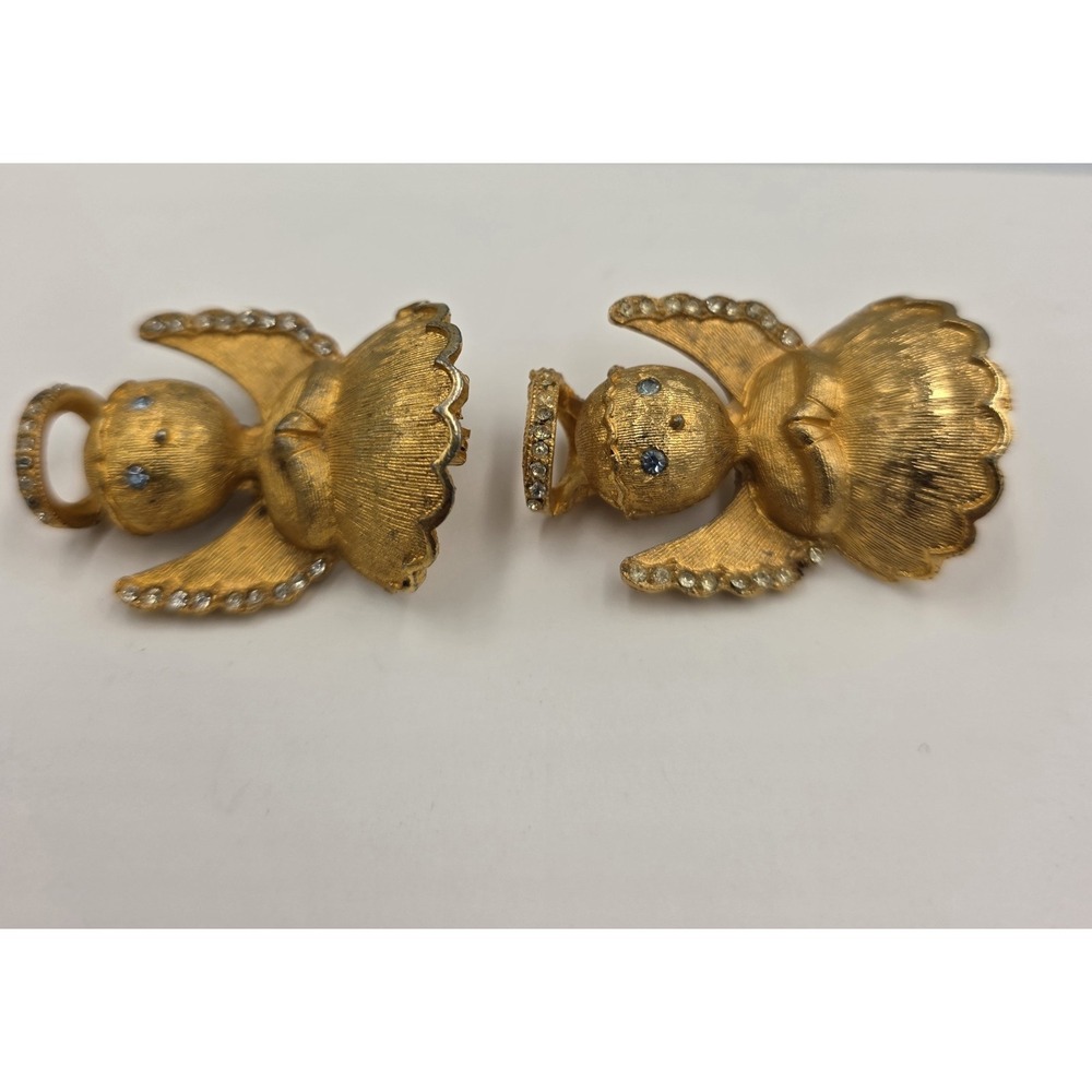 2‎ VTG Ultra Signed Angels on My Shoulder Rhinestone Gold Tone Pin Brooches 1.5" - Picture 2 of 7